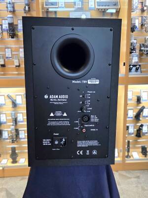 Store Special Product - ADAM Audio - AD-T8V