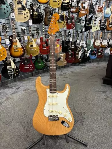 Store Special Product - Fender - 011-0270-834