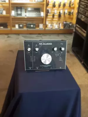 Store Special Product - M-Audio - MTRACK2X2M