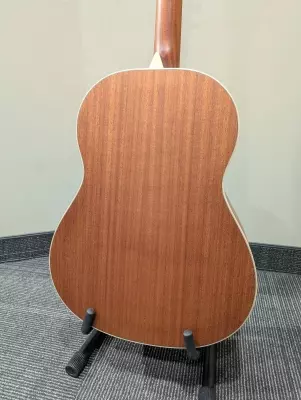 Store Special Product - Larrivee - L-03