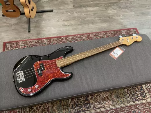 Store Special Product - FENDER PLAYER P-BASS P.F BLACK