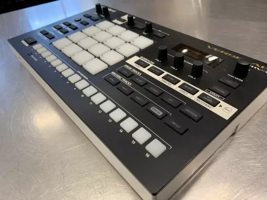 Store Special Product - Roland - MV-1