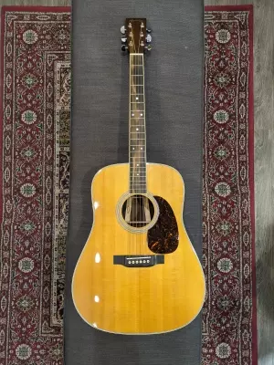 Store Special Product - Martin Guitars - D-35 V18