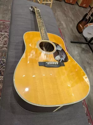 Store Special Product - Martin Guitars - D-35 V18