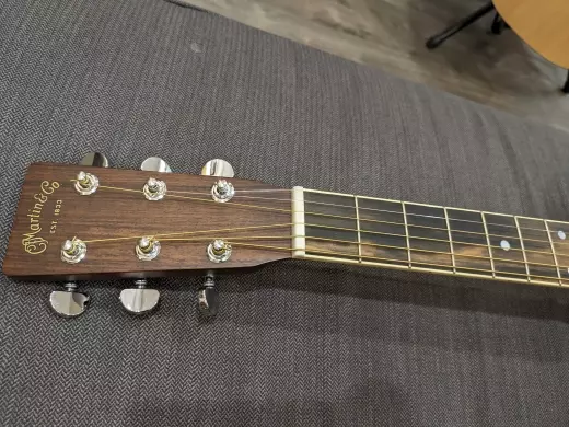 Store Special Product - Martin Guitars - D-35 V18