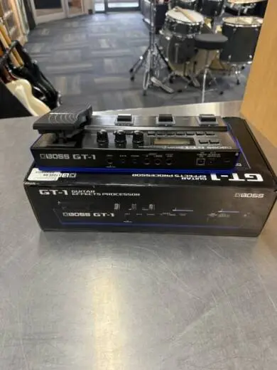 Store Special Product - BOSS - GT-1