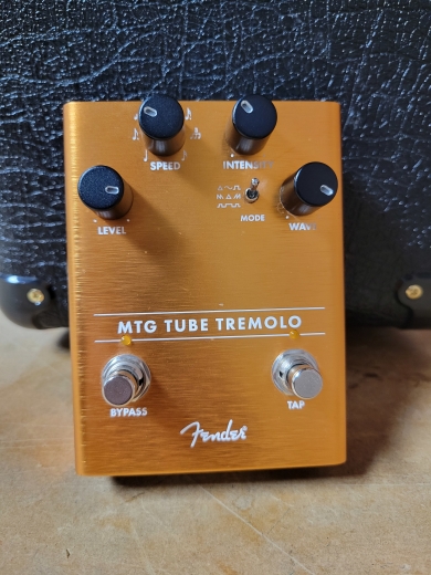Store Special Product - Fender - MTG Tube Tremolo