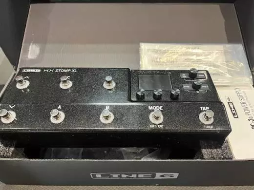 Store Special Product - Line 6 - HX-STOMPXL