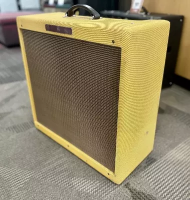 Store Special Product - Fender - 217-1000-010