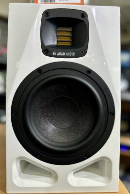 Store Special Product - ADAM Audio - AD-A7V/AW
