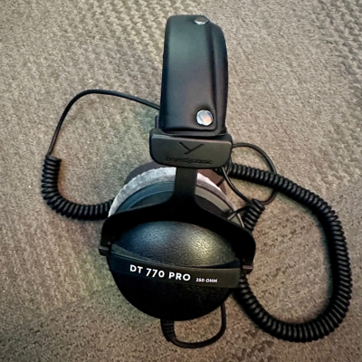 Store Special Product - Beyerdynamic - DT770 PRO-250