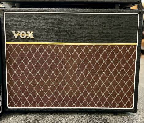 Store Special Product - Vox - V212C