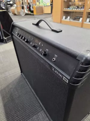 Store Special Product - Line 6 - SPIDER5MK2-240