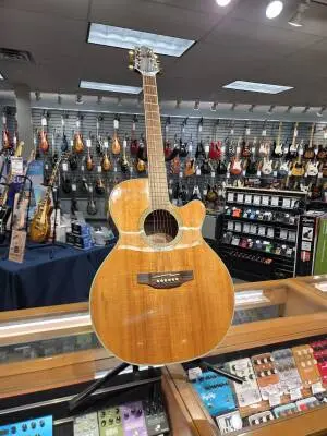Store Special Product - Takamine - GN77KCE-NAT