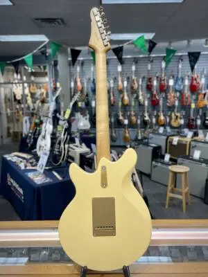 Store Special Product - Eastman Guitars - FullerTone DC\