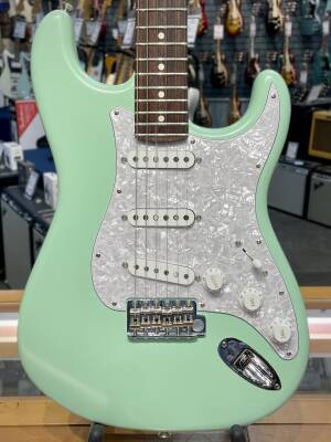 Store Special Product - Fender - Limited Edition Cory Wong Stratocaster Electric Guitar, Rosewood Fingerboard with Case - Surf Green
