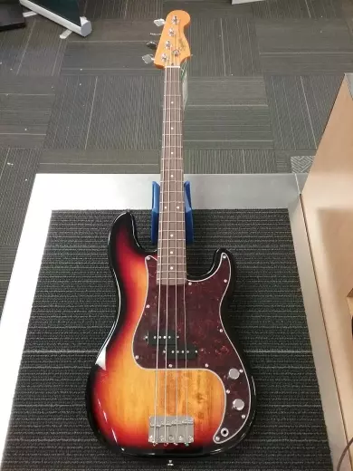 Store Special Product - SQUIER CV 60S P-BASS LRL 3TSB
