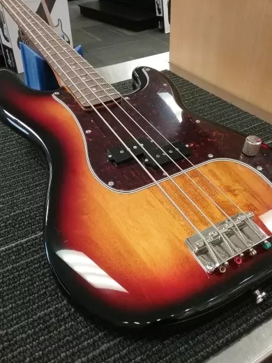 Store Special Product - SQUIER CV 60S P-BASS LRL 3TSB