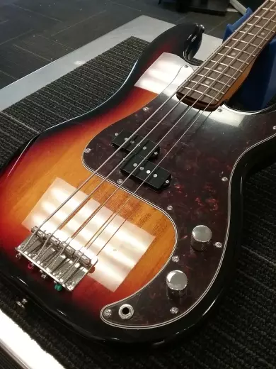 Store Special Product - SQUIER CV 60S P-BASS LRL 3TSB