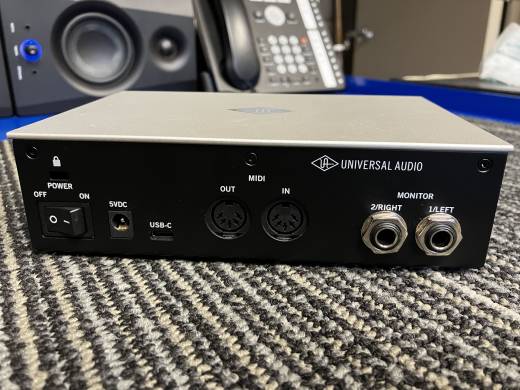 Store Special Product - Universal Audio - UA-VOLT2
