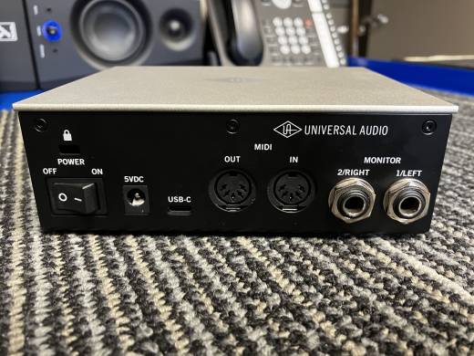 Store Special Product - Universal Audio - UA-VOLT1