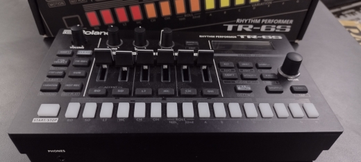 Store Special Product - Roland - TR-6S