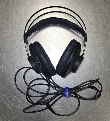 Store Special Product - AKG - K52