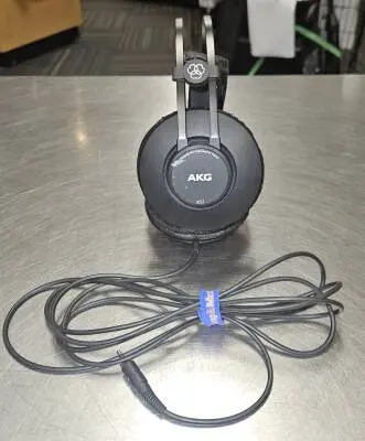 Store Special Product - AKG - K52