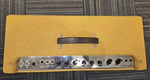 Store Special Product - Fender - 223-2200-000