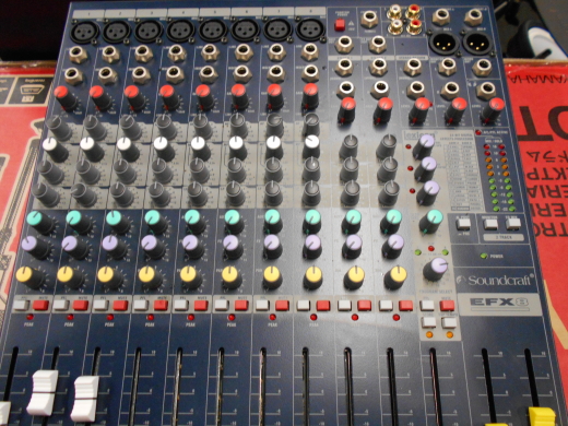 Store Special Product - Soundcraft - EFX8