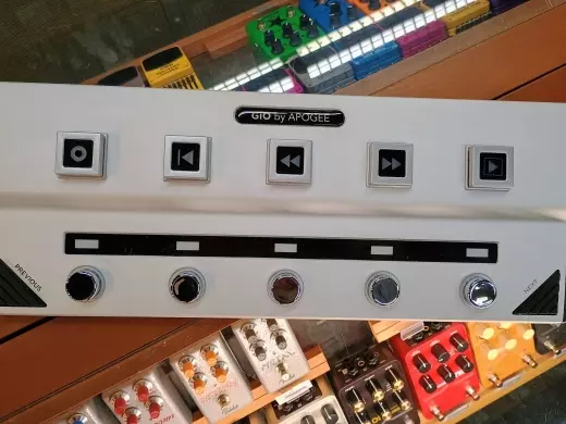 Store Special Product - Apogee - GIO