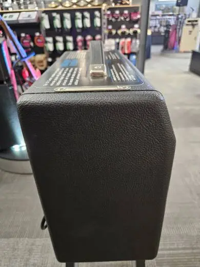 Store Special Product - Fender - 227-9000-000