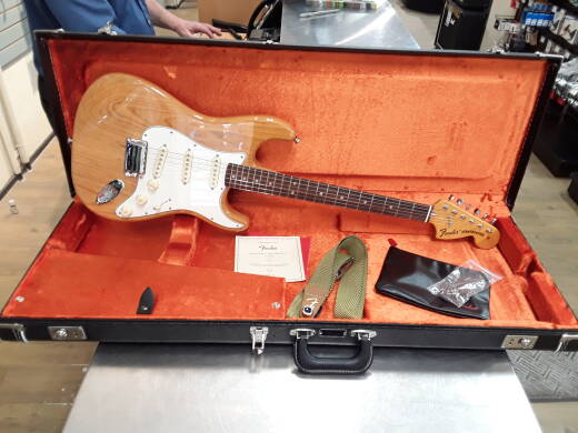 Store Special Product - Fender - 011-0270-834