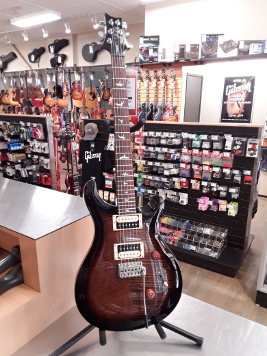 Store Special Product - PRS SE CU24 BLACK/GOLD SUNBURST W/GB