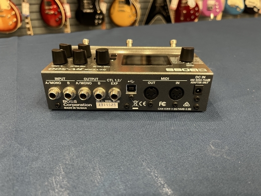 Store Special Product - BOSS - RV-500