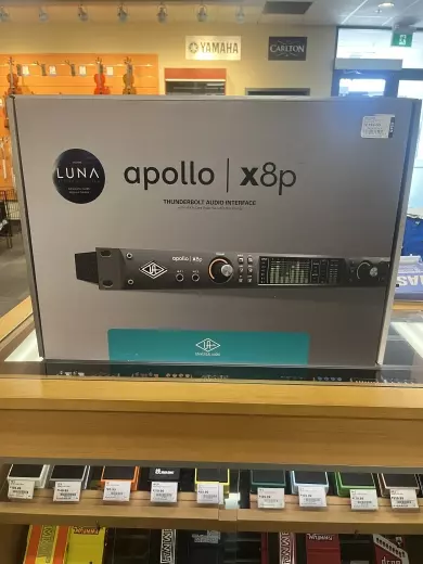 Store Special Product - Universal Audio - UA-APX8P