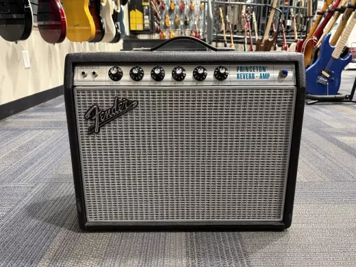 Store Special Product - Fender - \