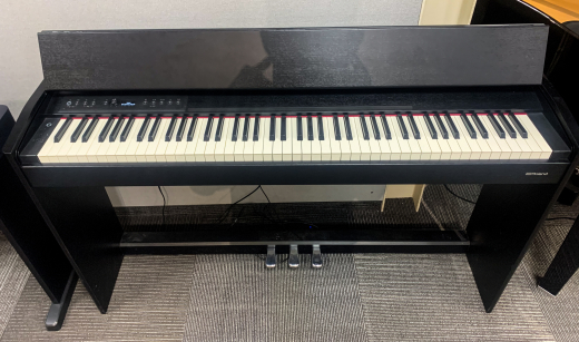 Store Special Product - Roland - F701 Digital Piano with Stand