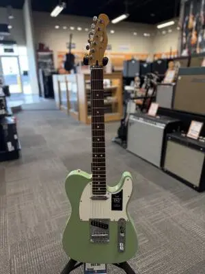 Store Special Product - Fender - 014-0550-565