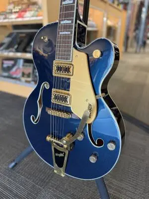 Store Special Product - Gretsch Electromatic Hollow Body Single-Cut with Bigsby and Gold Hardware FSR, Laurel Fingerboard - Midnight Sapphire