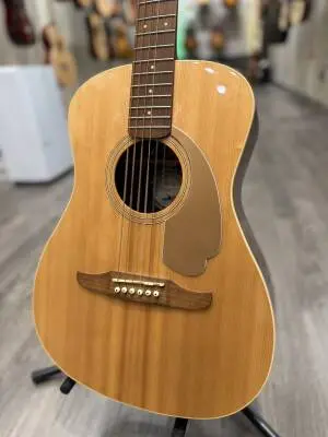 Store Special Product - Fender - Malibu Player