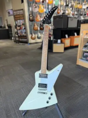 Store Special Product - Gibson - 70s Explorer White