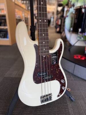 Store Special Product - Fender - American Pro II P Bass