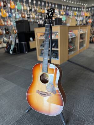 Store Special Product - Taylor Guitars - 517E GL BST/FSP