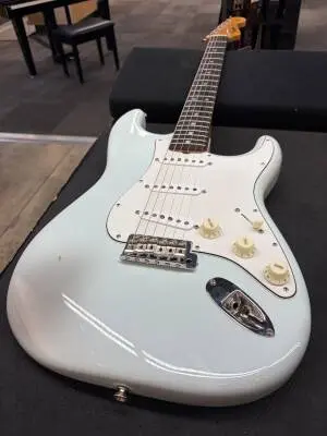Store Special Product - Fender - American Vintage II 1965 Stratocaster, Round-Lam Rosewood Fingerboard - Sonic Blue