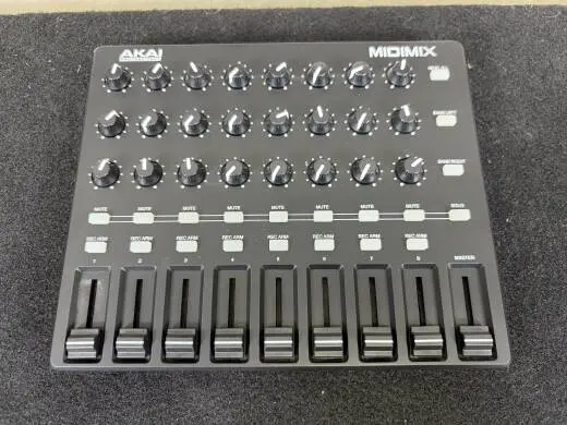 Store Special Product - Akai - MIDIMIX High-Performance Portable Mixer/DAW Controller