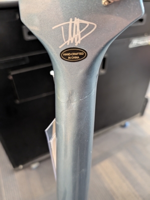 Store Special Product - Epiphone - Dave Grohl *Broken/Repaired Headstock*