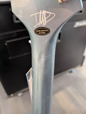 Store Special Product - Epiphone - Dave Grohl *Broken/Repaired Headstock*
