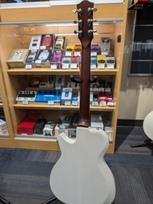Store Special Product - Godin Guitars - RADIATOR