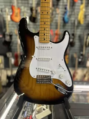Store Special Product - Fender 70th Anniversary American Vintage II 1954 Stratocaster, Maple Fingerboard with Case - 2-Color Sunburst